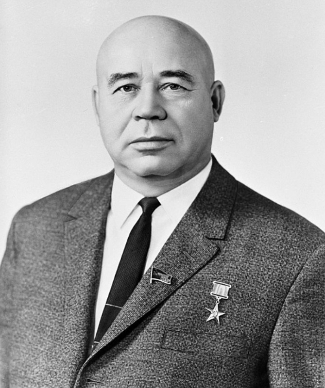 640322_1742929611.jpg